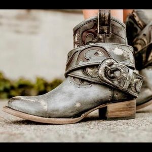 Freebird Tash Western Booties